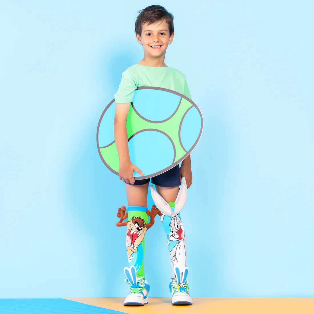 aikiškos kojinės Bugs Bunny su 3D detalėmis – MADMIA